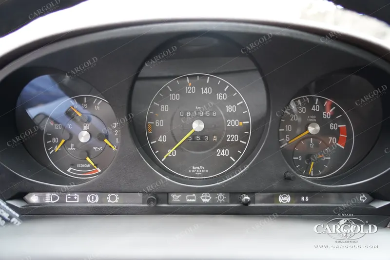 Mercedes-Benz 420 SL Roadster (W107) 5