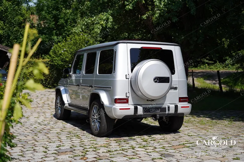 Mercedes-Benz G500 7