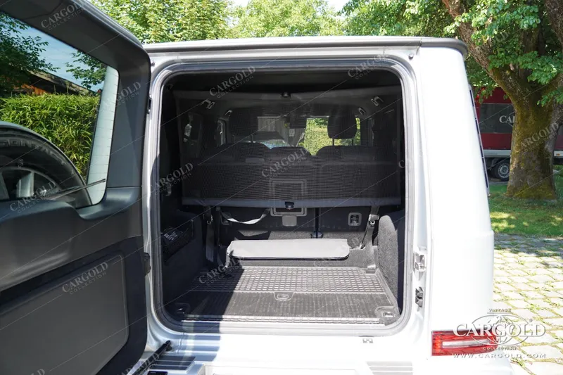 Mercedes-Benz G500 8