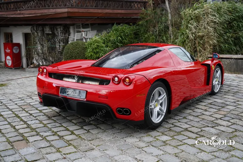 Ferrari Enzo 6