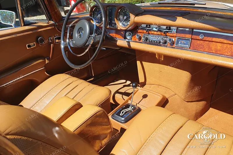 Mercedes-Benz 280 SE 3.5 Cabriolet 3