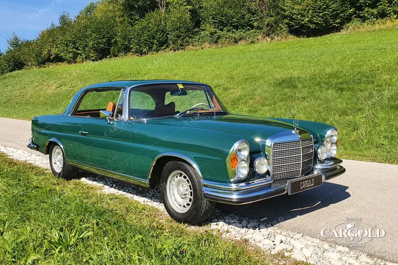 Mercedes-Benz 280 SE 3.5 Coupé 2