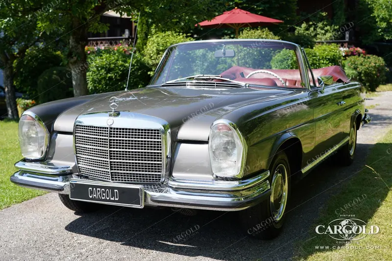 Mercedes-Benz 280 SE Cabriolet 10