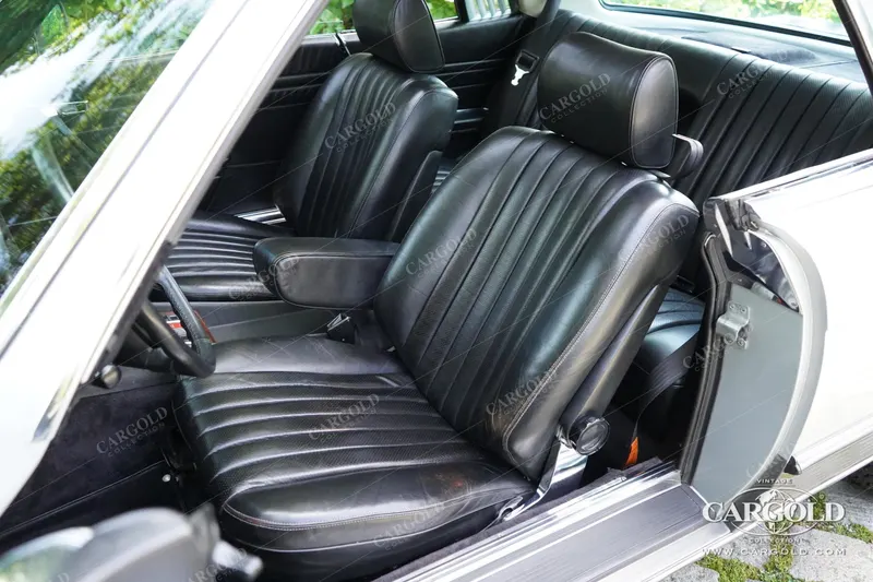 Mercedes-Benz 500 SLC 13