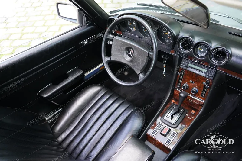 Mercedes-Benz 500 SLC 7