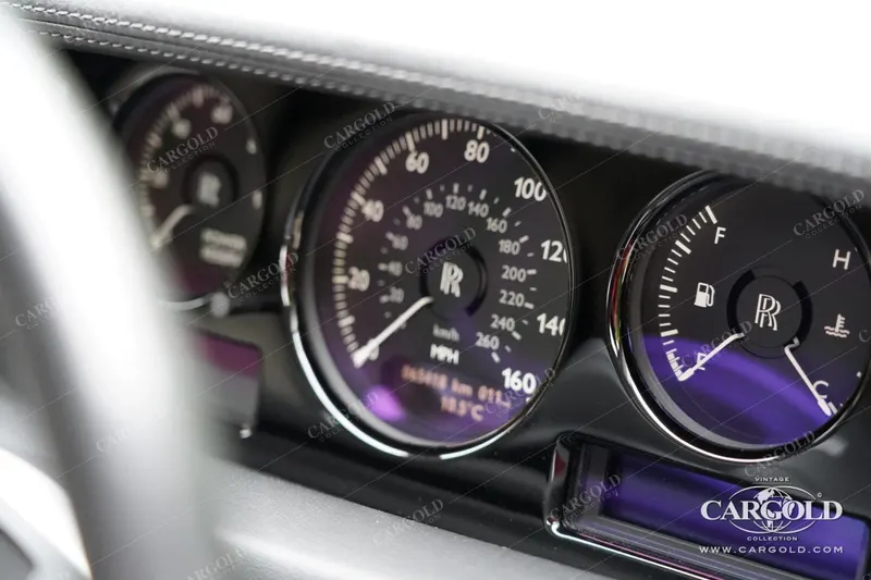 Rolls-Royce Phantom VII 7