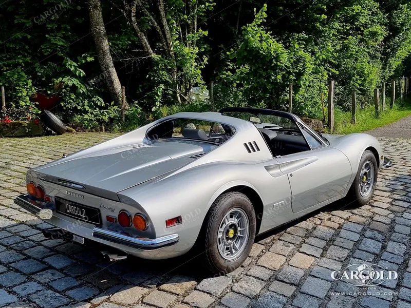 Ferrari Dino 246 GTS 6