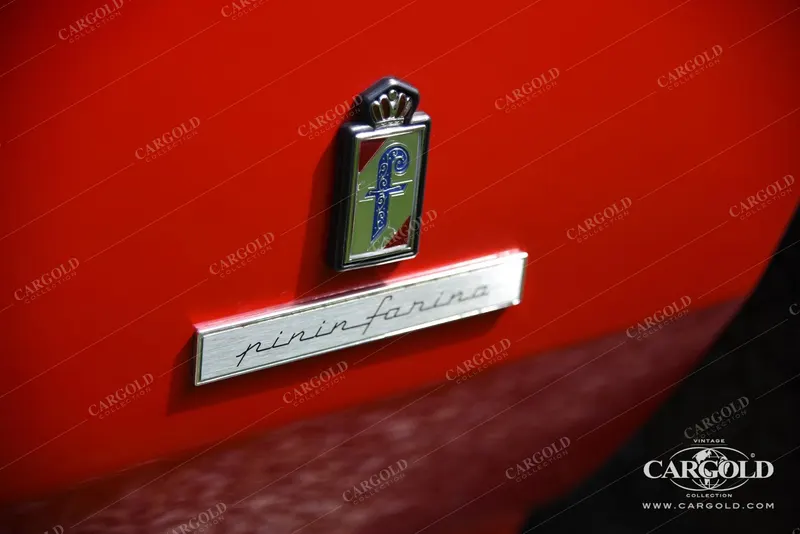 Ferrari 365 GT 2+2 Queen Mary 12
