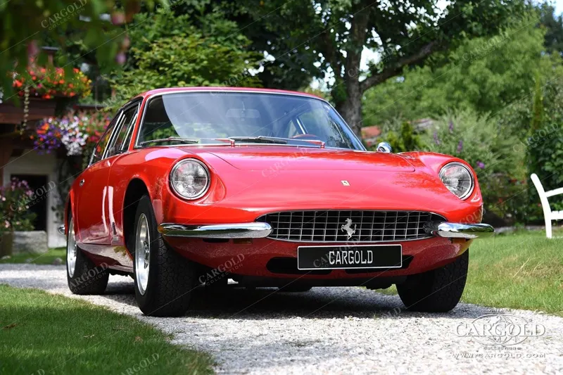 Ferrari 365 GT 2+2 Queen Mary 6