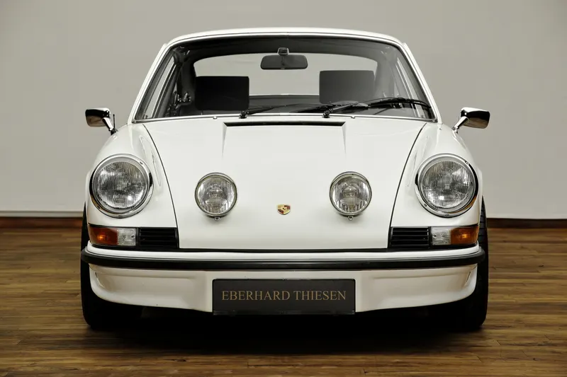 Porsche 911 Carrera RS 2.7 Touring 2