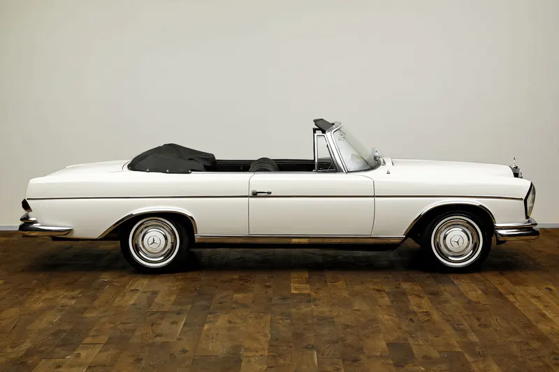 Mercedes-Benz 300 SE Cabriolet (W 112) 4