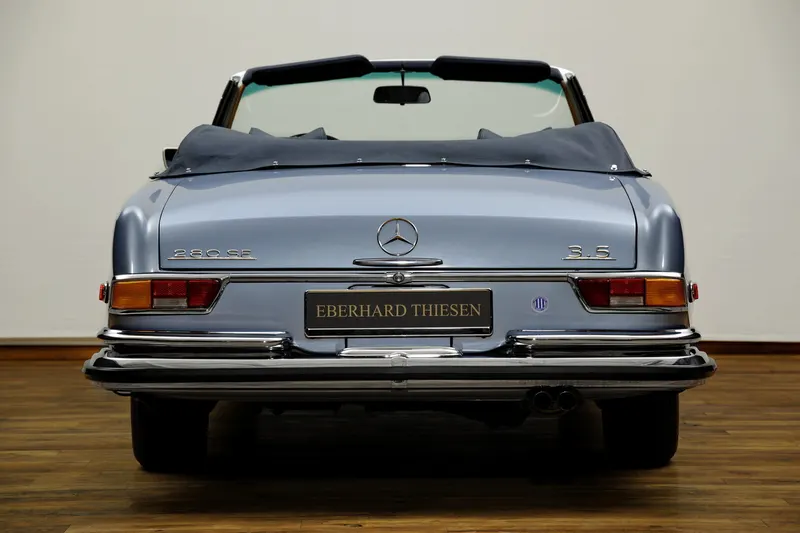 Mercedes-Benz 280 SE 3.5 Cabriolet 3