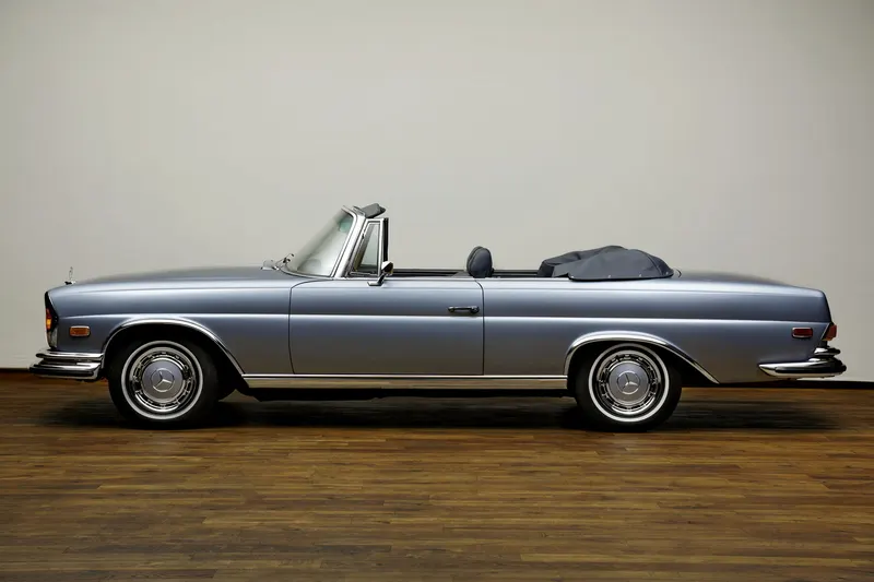Mercedes-Benz 280 SE 3.5 Cabriolet 6