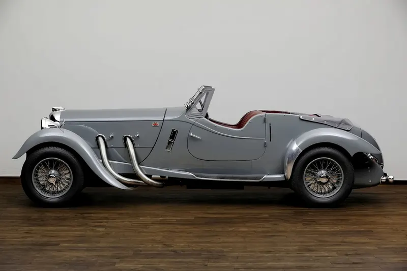 LG 45 Rapide Tourer 8