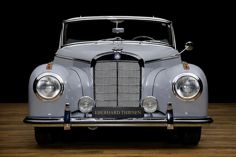 Mercedes-Benz 300 S Roadster 6