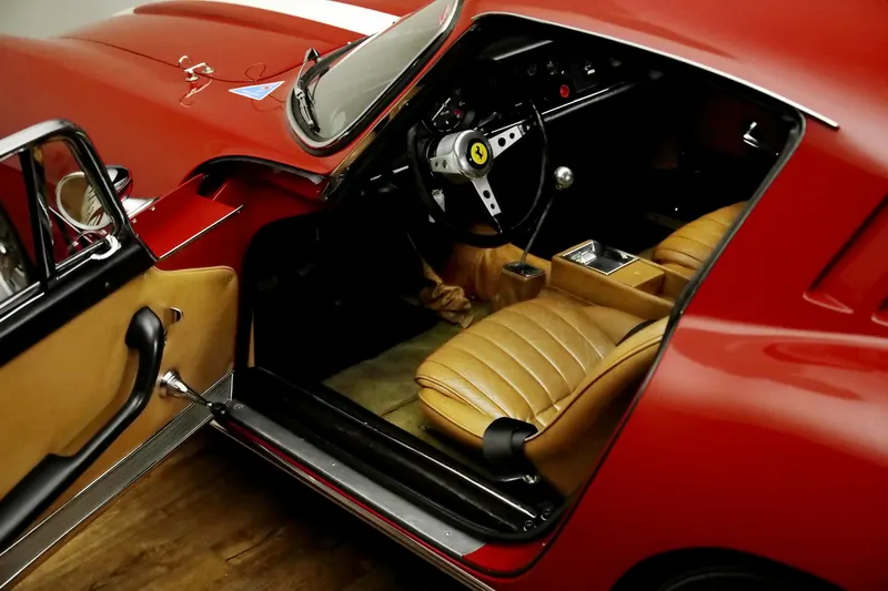 Ferrari 275 GTB/4 11