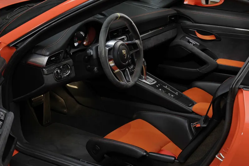 Porsche 911 (991) GT3 RS 8