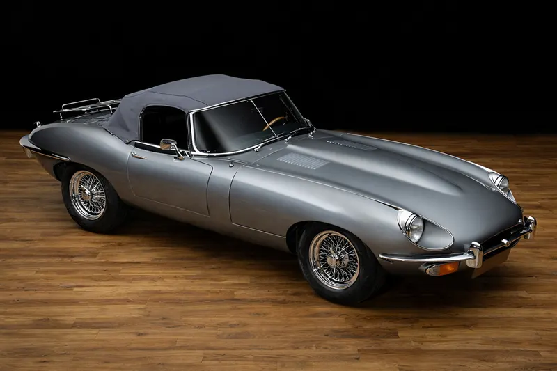 Jaguar E-Type Serie II 4.2 Roadster 6
