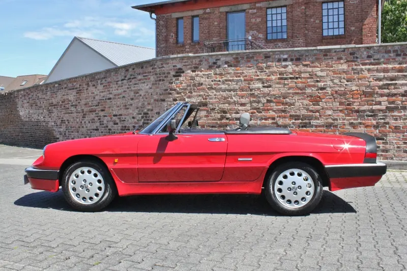Alfa Romeo Spider 2000 QV 3