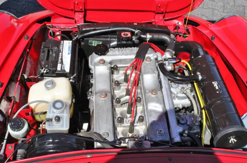 Alfa Romeo Spider 2000 QV 7