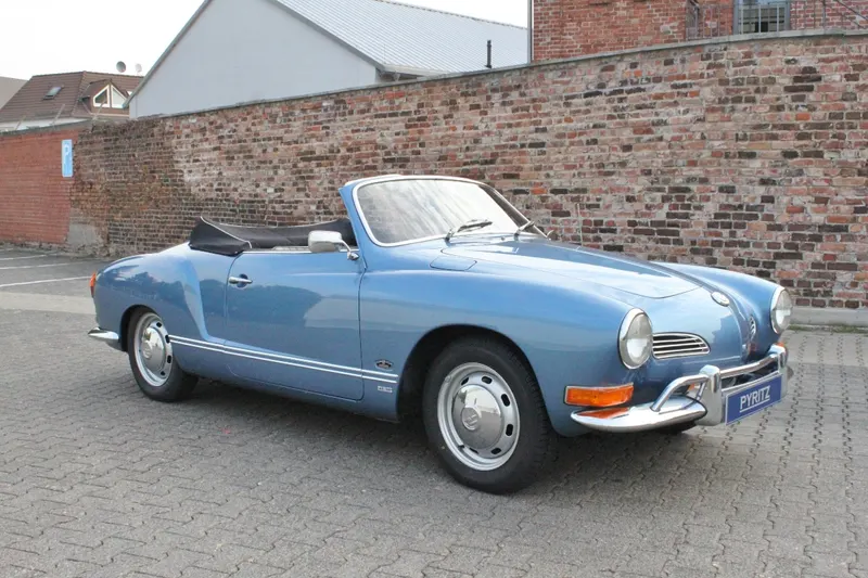 Volkswagen Karmann Ghia Cab. 2