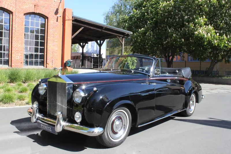 Silver Cloud II 2