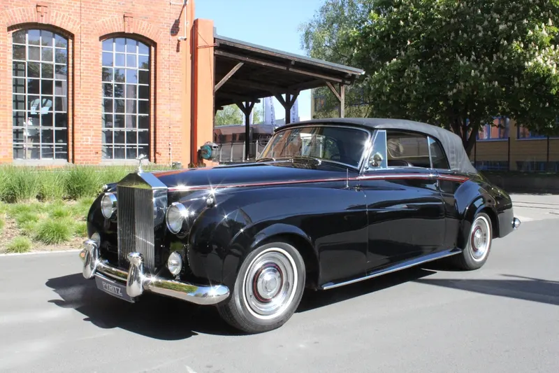 Silver Cloud II 4