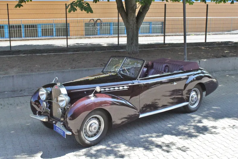 Bugatti Type 49 Kabriolet 2
