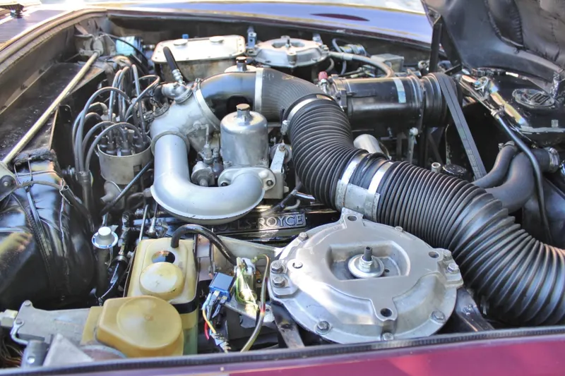 Corniche, 2 Door Saloon 7