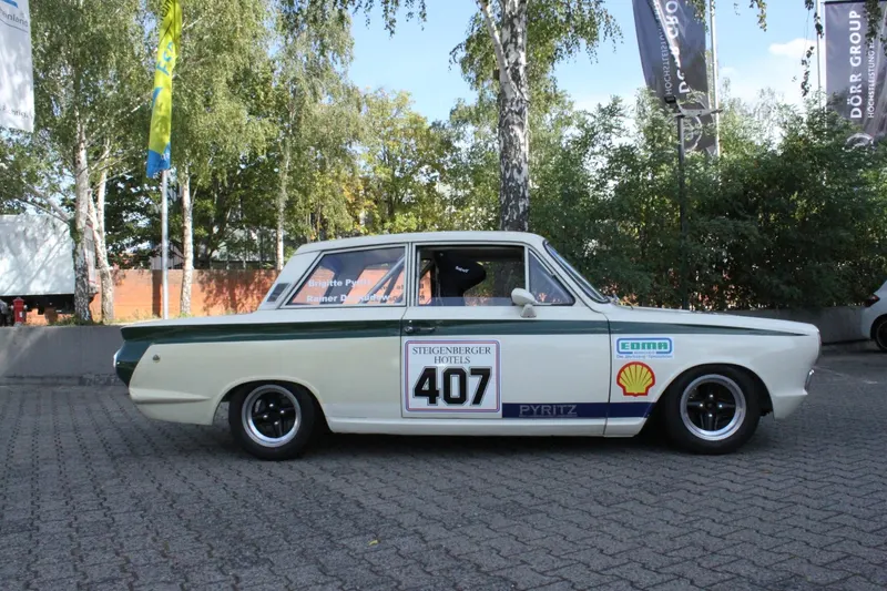 Lotus Cortina MK 1 4