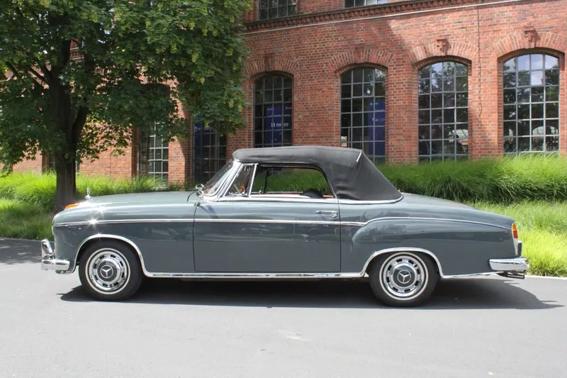 Mercedes-Benz 220 SE Ponton Cabriolet 5