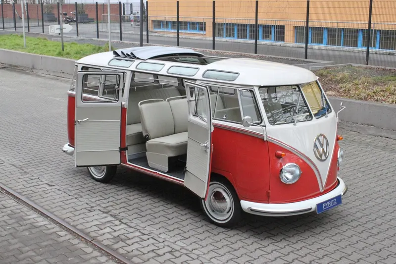 Volkswagen T1 Samba Bus 7