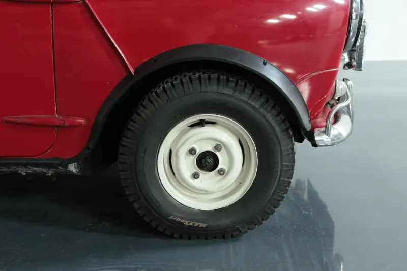 Morris Cooper 13