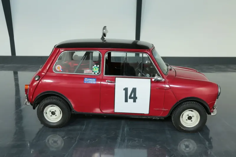 Morris Cooper 8