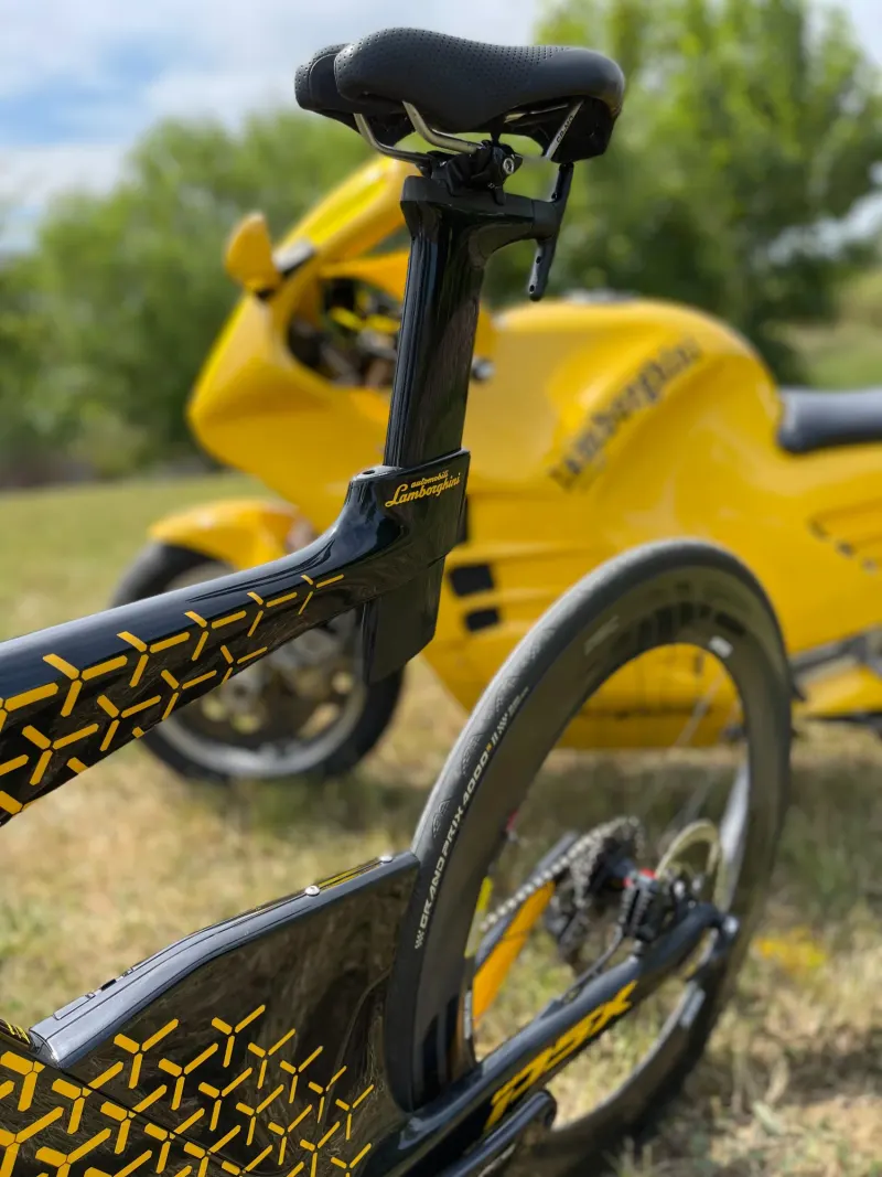 Lamborghini Boxer Bike 4