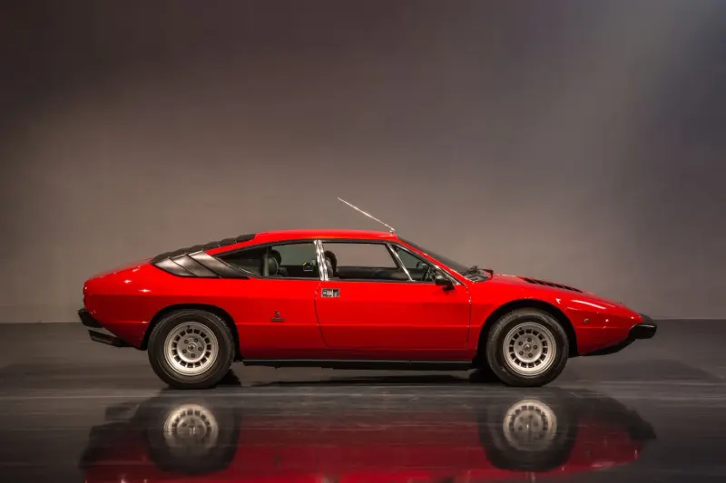 Lamborghini Urraco P300 9