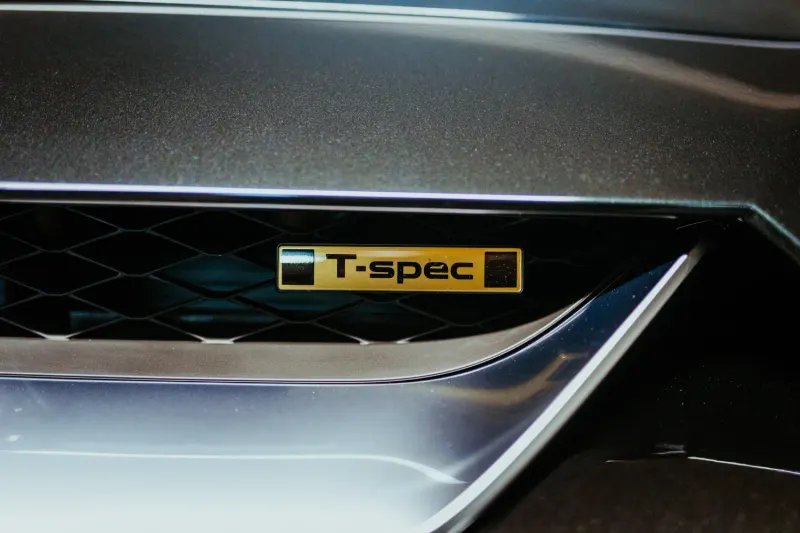 Nissan GT-R R35 T-Spec 12