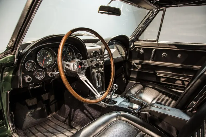 Chevrolet Corvette C2 6