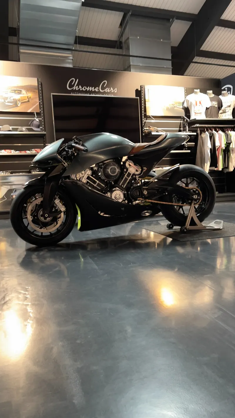 Aston Martin Bike Brough Superior 5