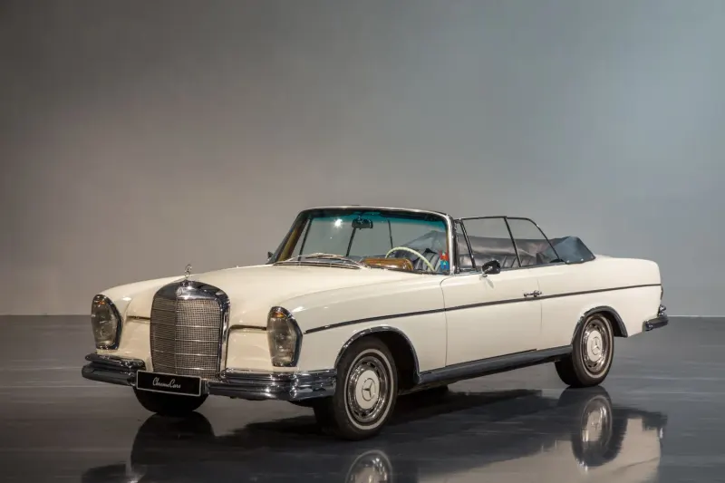 Mercedes-Benz 300 SE W112 2