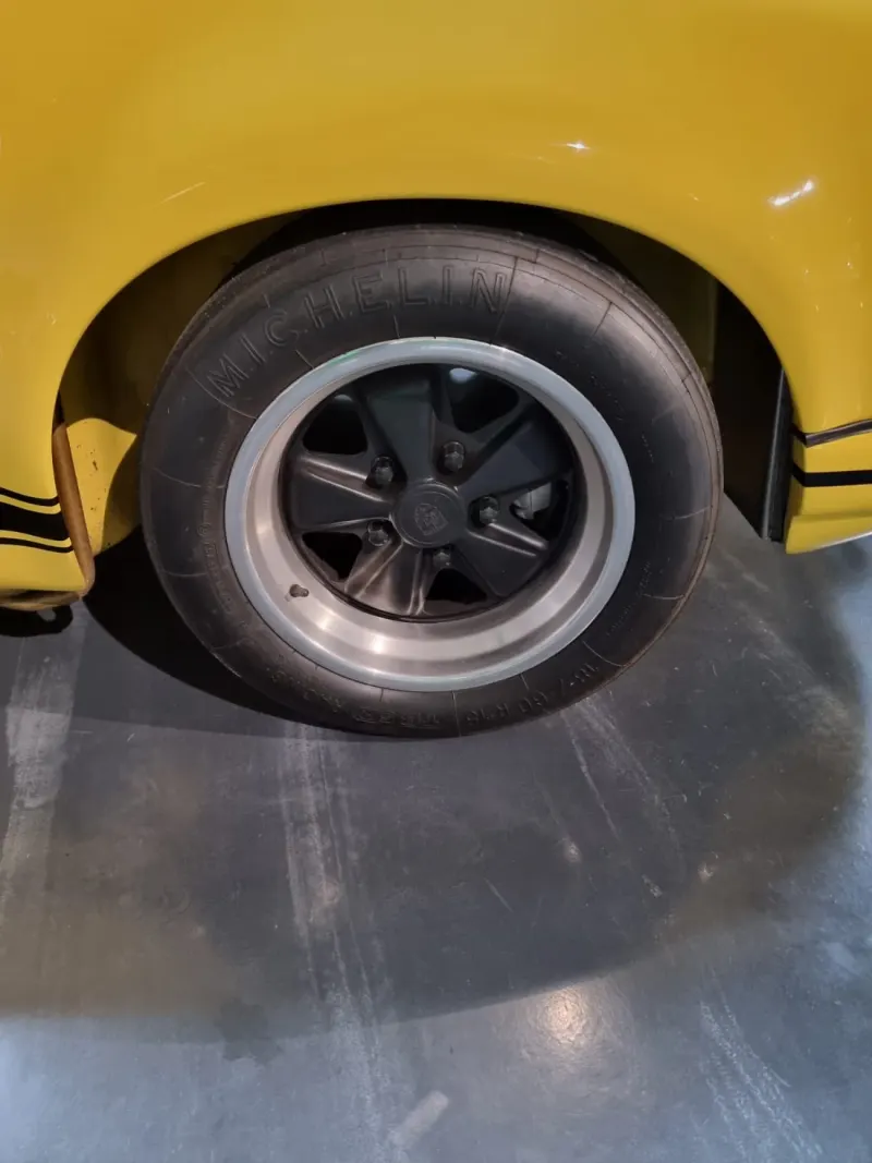 Porsche 911 ST 2.7 Recreation 11