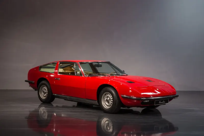 Maserati Indy 4200 11