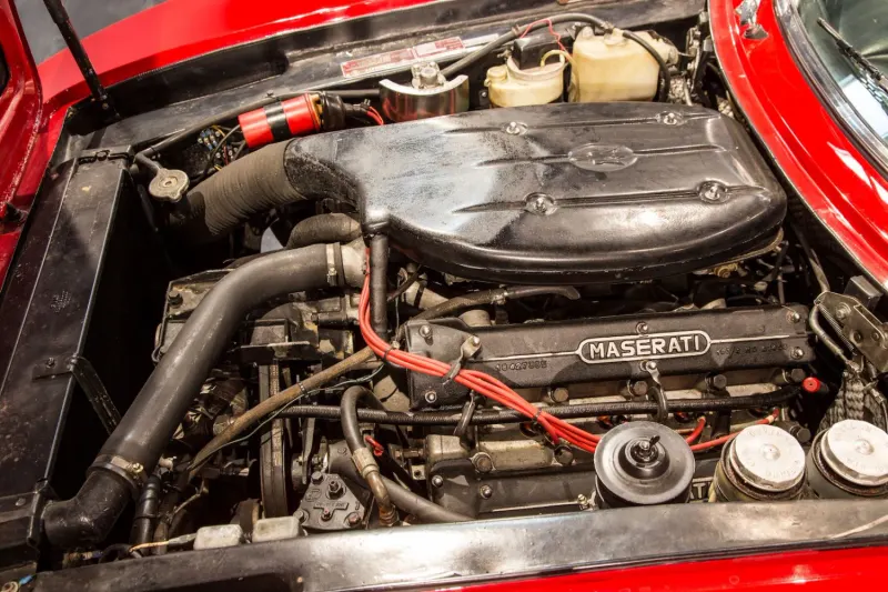 Maserati Indy 4200 8
