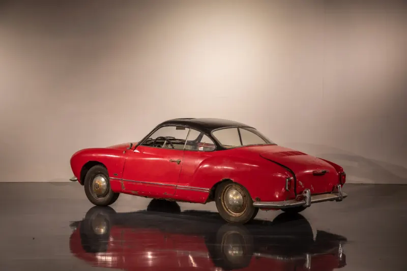 Volkswagen Karmann Ghia Lowlight 4