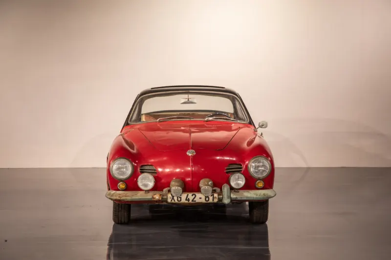Volkswagen Karmann Ghia Lowlight 11