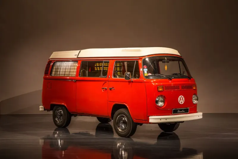 Volkswagen T2b Westfalia Madrid 11