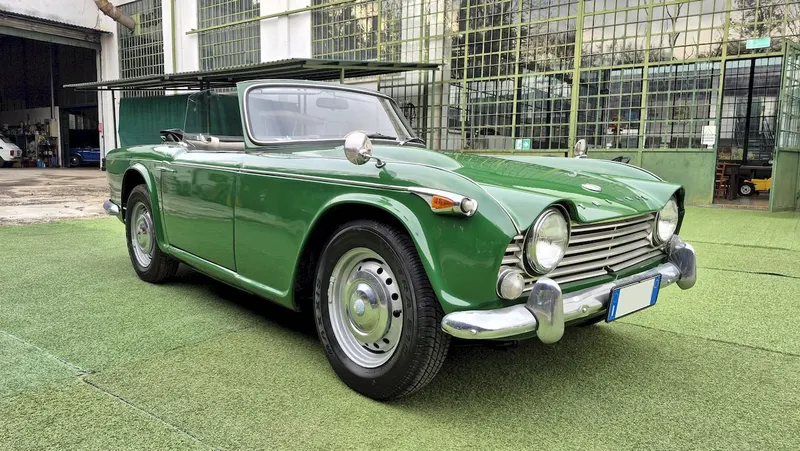 Triumph TR4A IRS 10