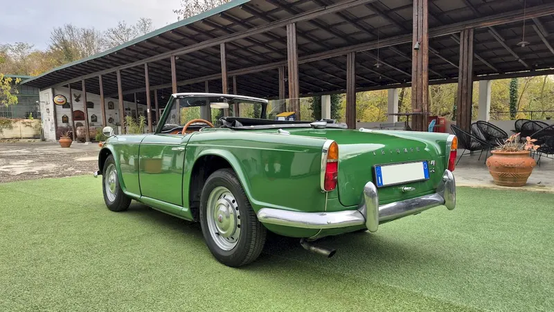 Triumph TR4A IRS 16