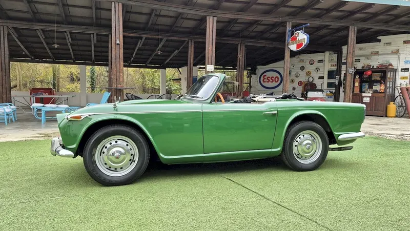 Triumph TR4A IRS 5