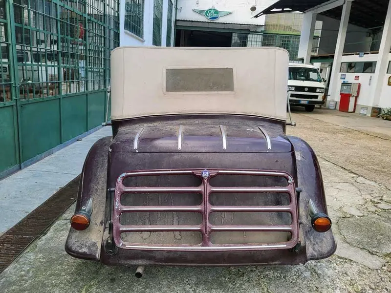 Series 50 “Albemarle” Drop Head Coupè by Carlton Carriage Compan 13